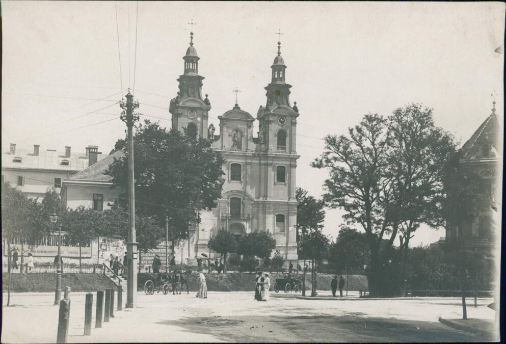 Kościół św. Marii Magdaleny we Lwowie około 1910